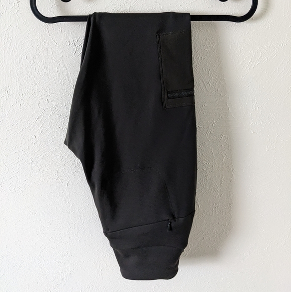 Athleta Headlands Hybrid Cargo Tight - 0 - Picture 12 of 12